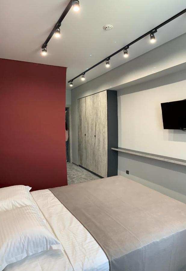 Red Cube Hotel Kamianets-Podilsky Extérieur photo