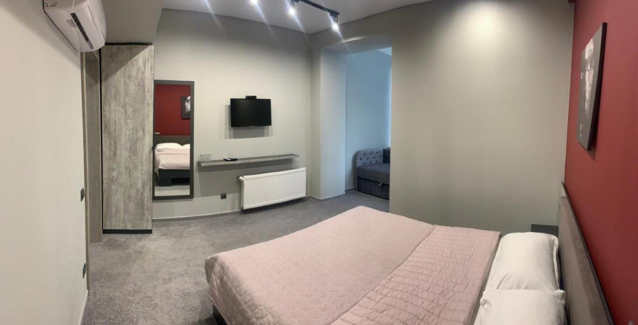 Red Cube Hotel Kamianets-Podilsky Extérieur photo